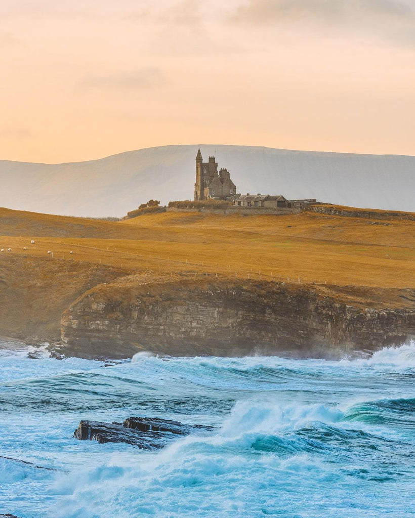 Virtual Travel Around The Amazing World